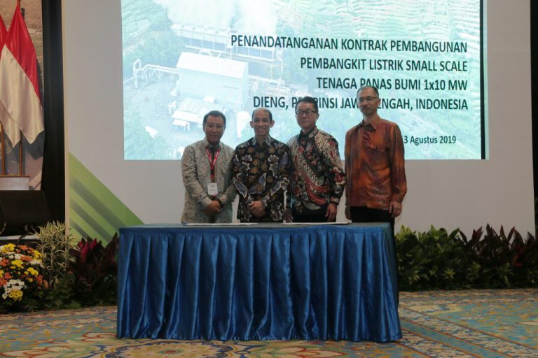 IKPT Menandatangani Kontrak Proyek Small Scale Dieng Geothermal Power Plant